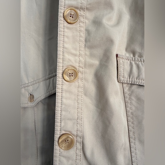 VINTAGE TRENCH COAT - Picture 6 of 11